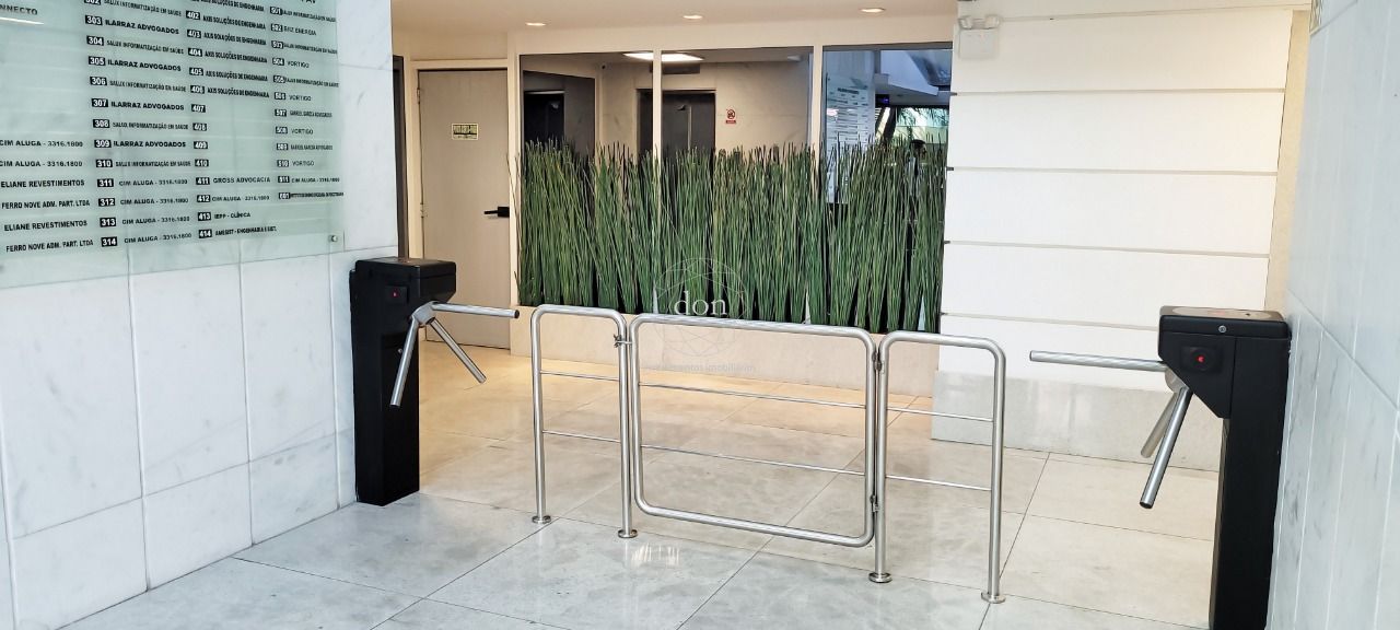 Sala Comercial à venda, 147m², Bela Vista - Porto Alegre