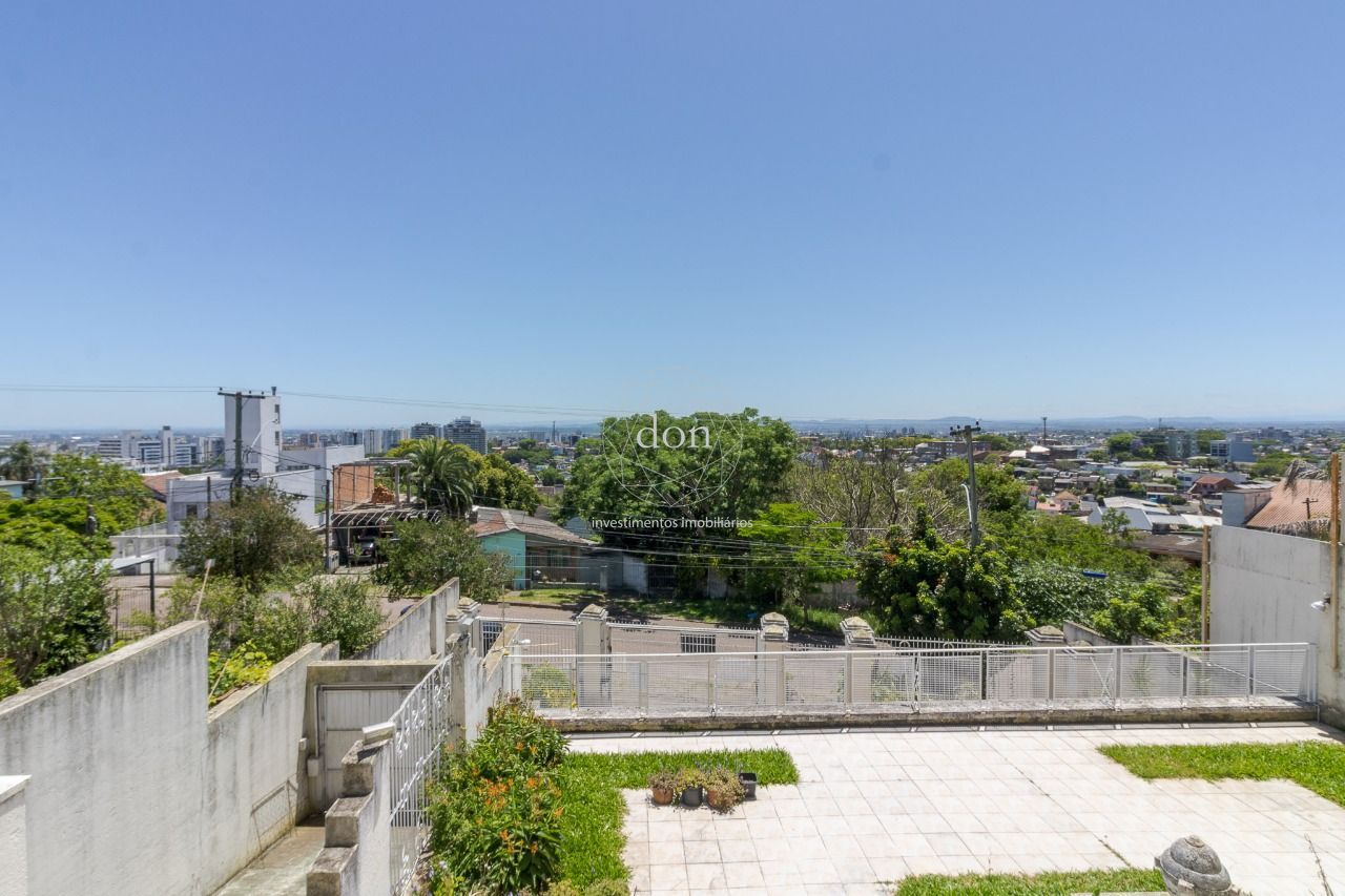 Casa 5 quartos à venda, 500m², Vila Jardim - Porto Alegre