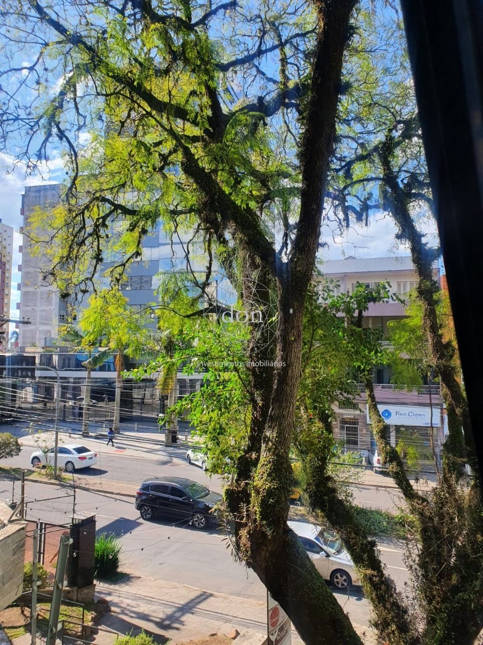 Sala Comercial à venda, 35m², Floresta - Porto Alegre