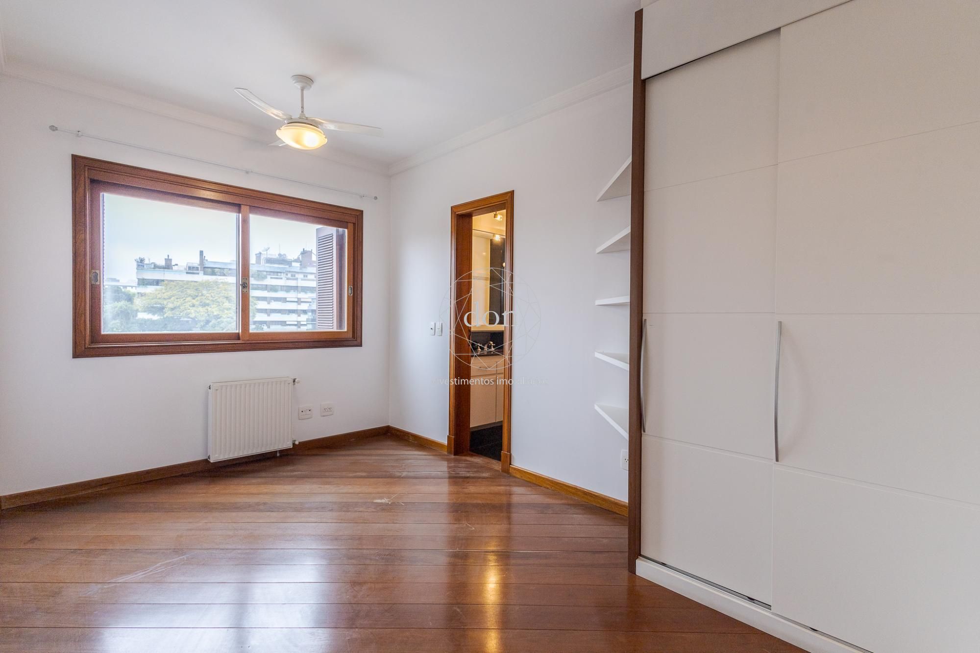 Apartamento, 3 suítes, à venda, 201 m², 2 vagas, Auxiliadora - Porto Alegre