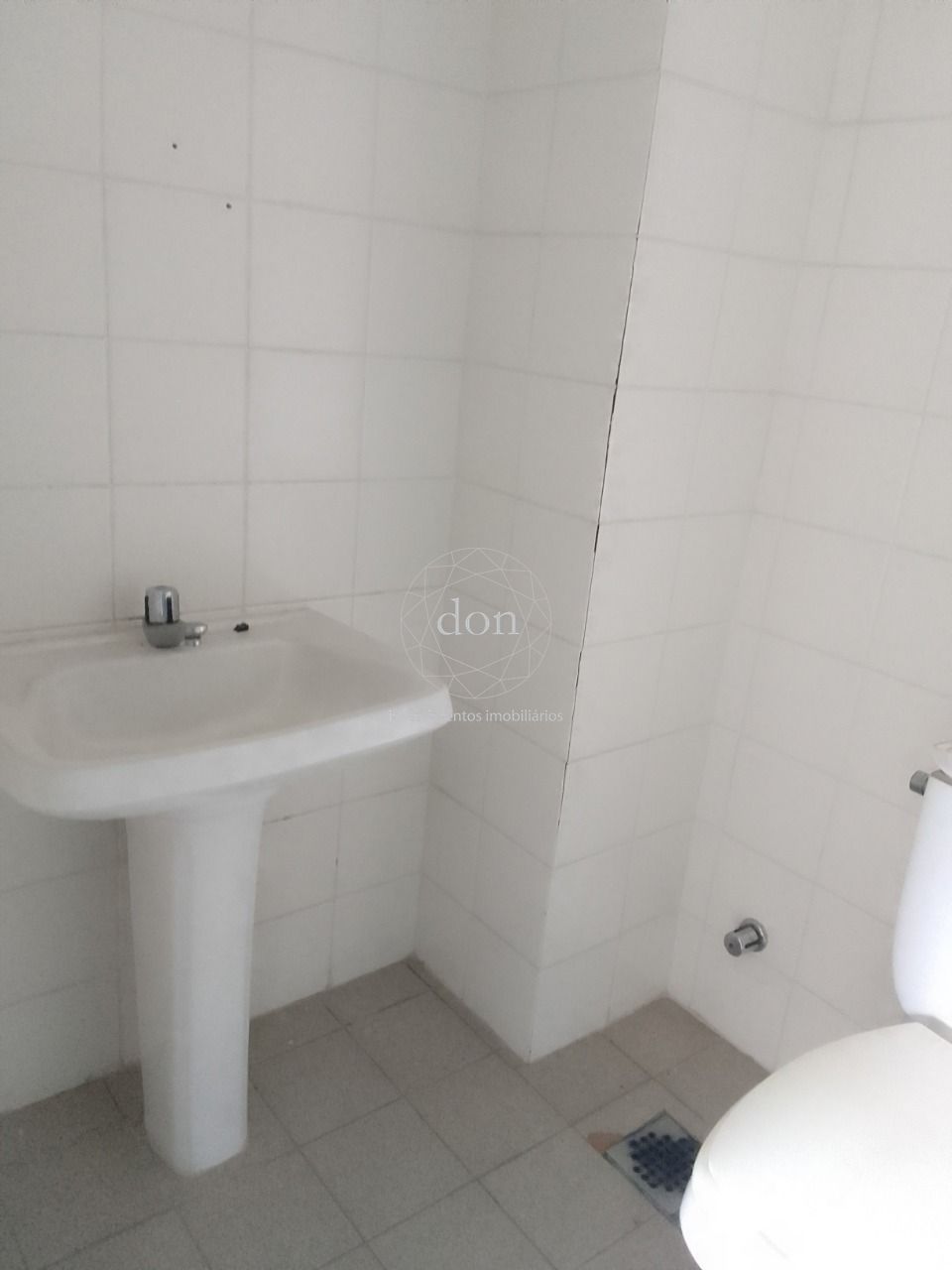 Sala Comercial à venda, 98m², Três Figueiras - Porto Alegre