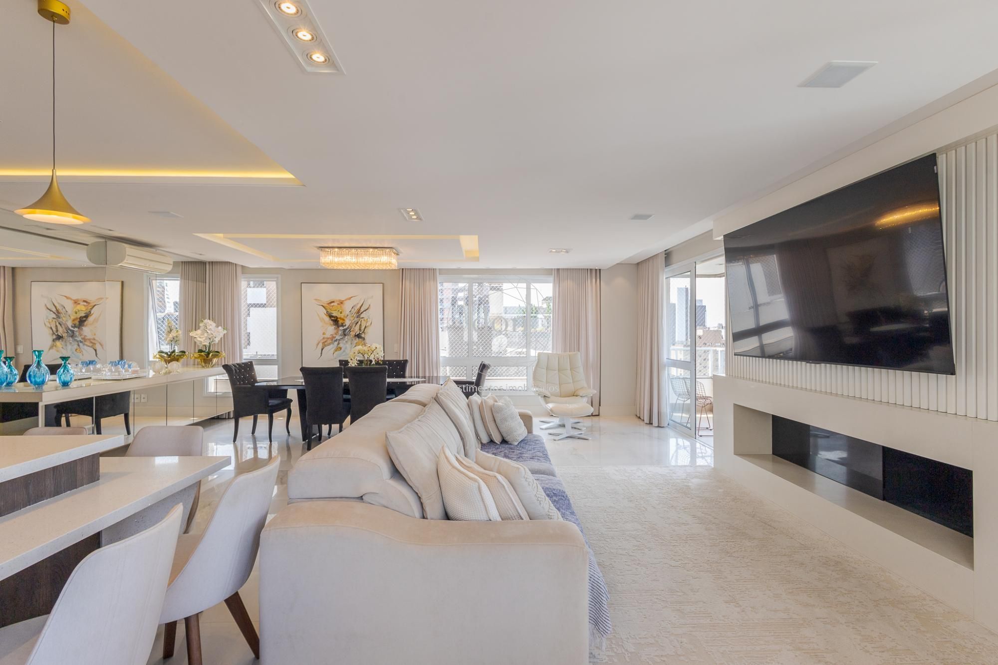 Apartamento semimobiliado, 3 suítes, 4 vagas, à venda, 181 m², Bela Vista – Porto Alegre