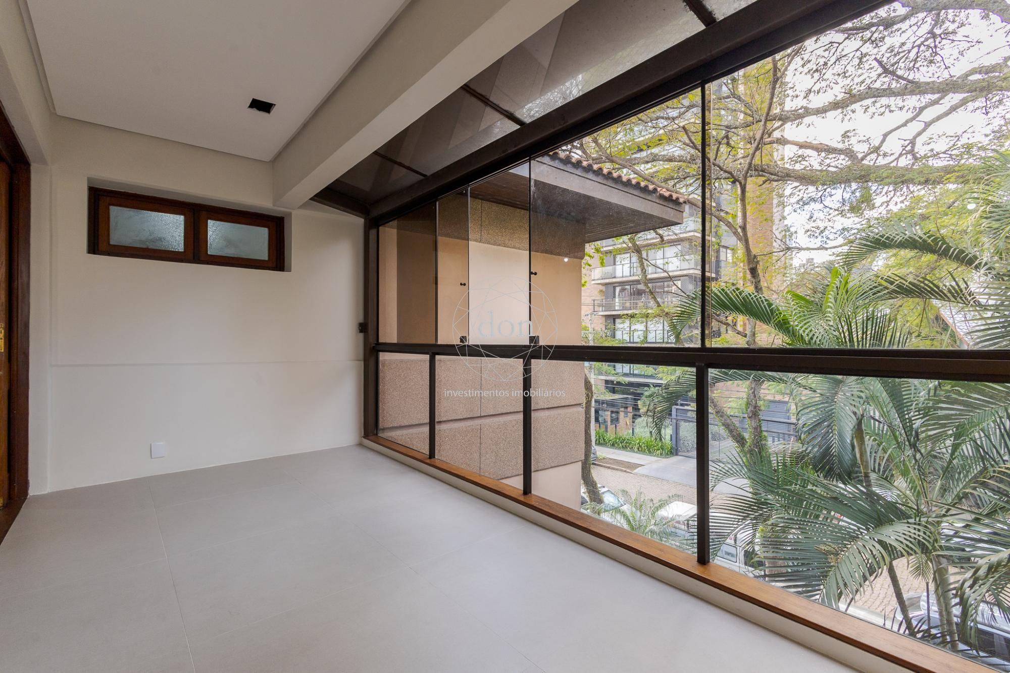 Cobertura no Edificio Michelangelo, 3 quartos, à venda, 318 m², Petrópolis - Porto Alegre — foto 2