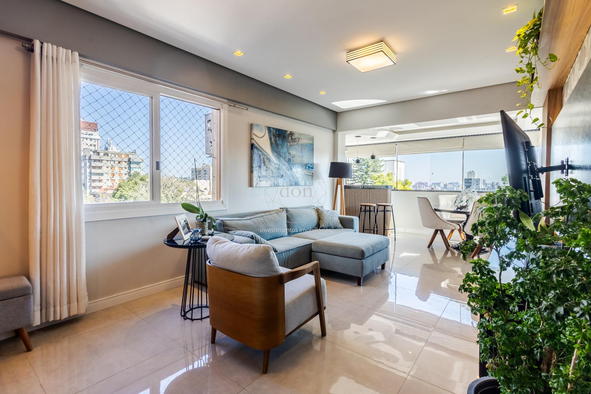 Apartamento à venda no Petrópolis| 100 m² | 3 Dorm | 2 vagas de garagem | Porto Alegre