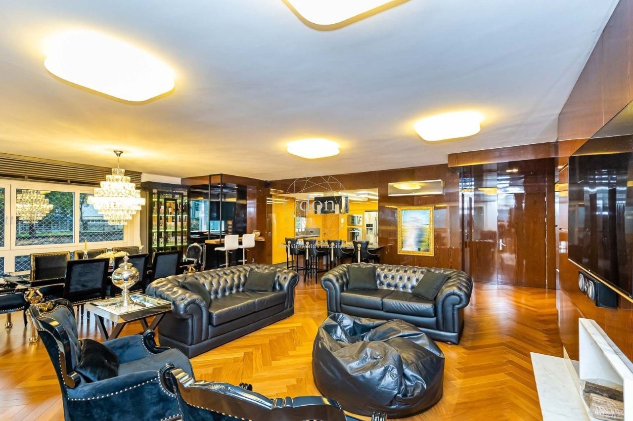 Apartamento 3 quartos à venda, 223m², Auxiliadora - Porto Alegre