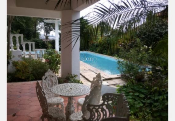 Casa 4 quartos à venda, 903m², Vila Jardim - Porto Alegre