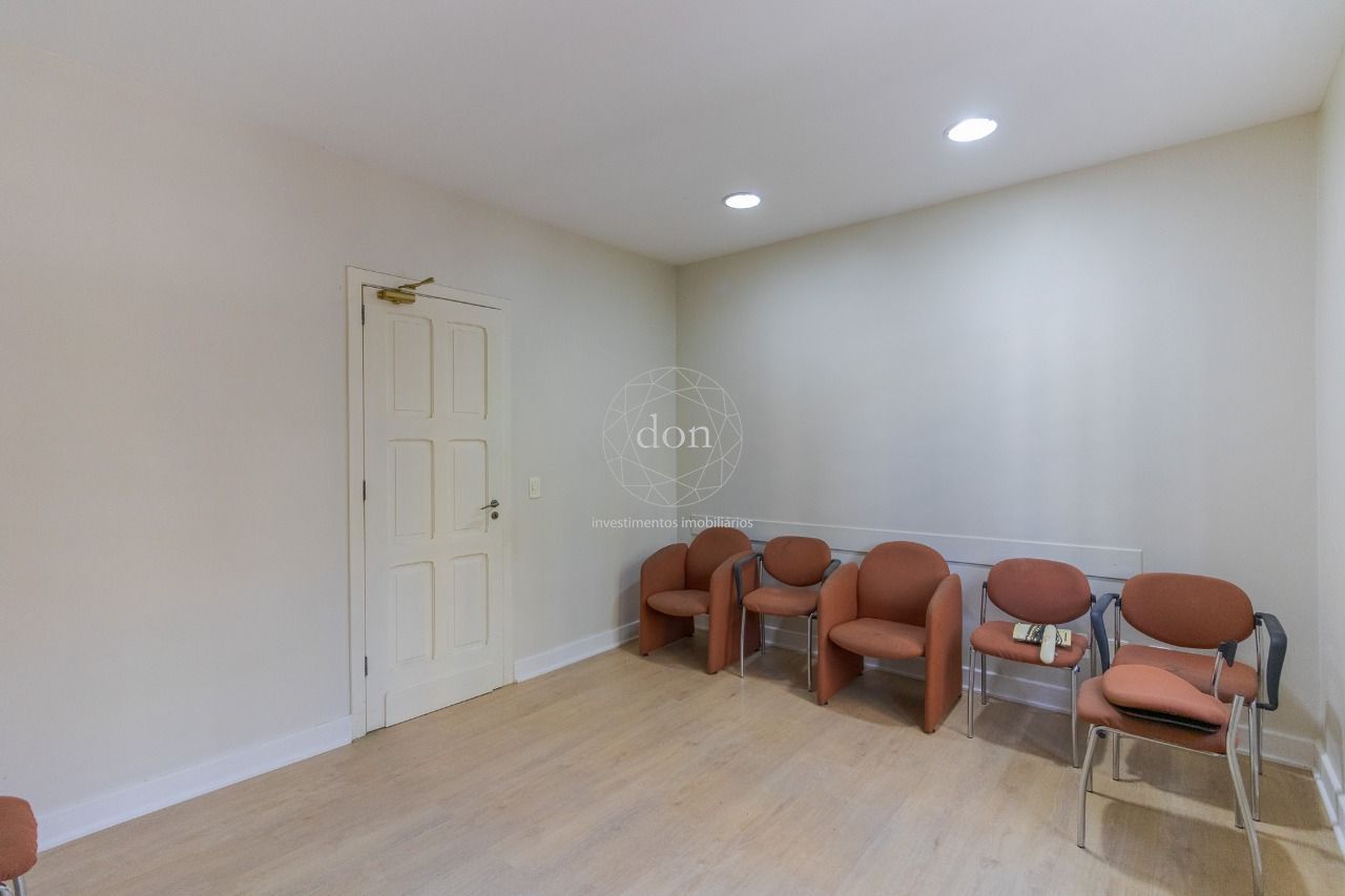 Casa de Alto Padrão à Venda no Moinhos de Vento | 400 m² | Porto Alegre