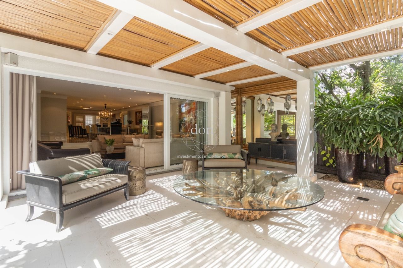 Casa 3 quartos à venda, 741m², Boa Vista - Porto Alegre