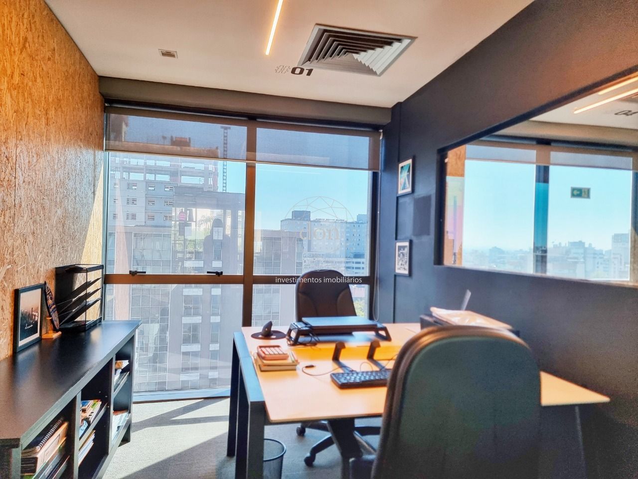 Sala Comercial à venda, 140m², Moinhos de Vento - Porto Alegre