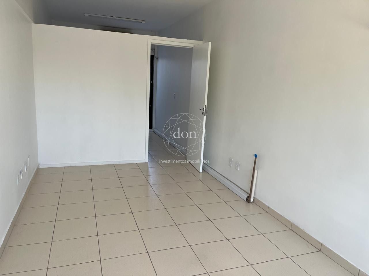 Sala Comercial à venda, 35m², Petrópolis - Porto Alegre