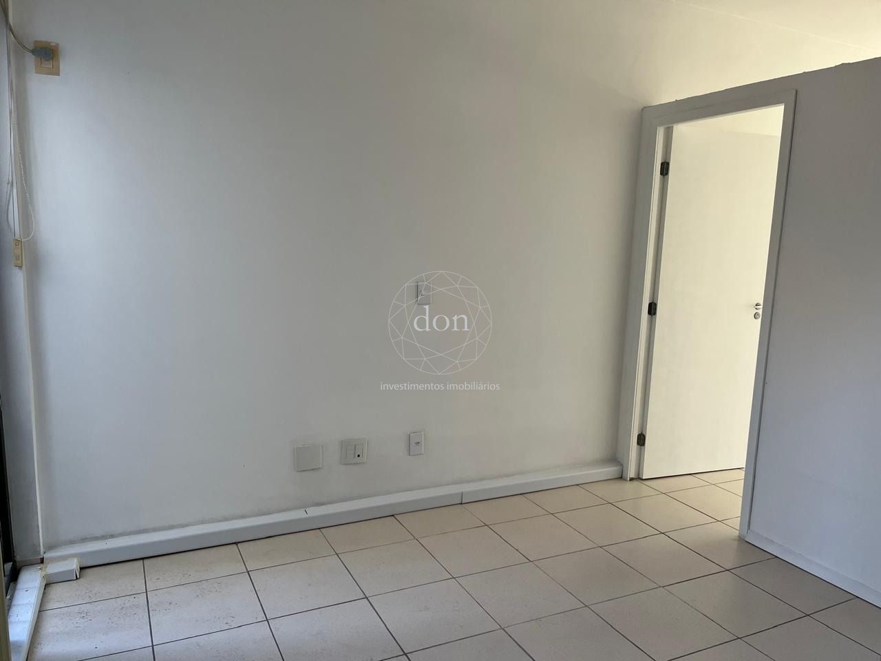 Sala Comercial à venda, 35m², Petrópolis - Porto Alegre