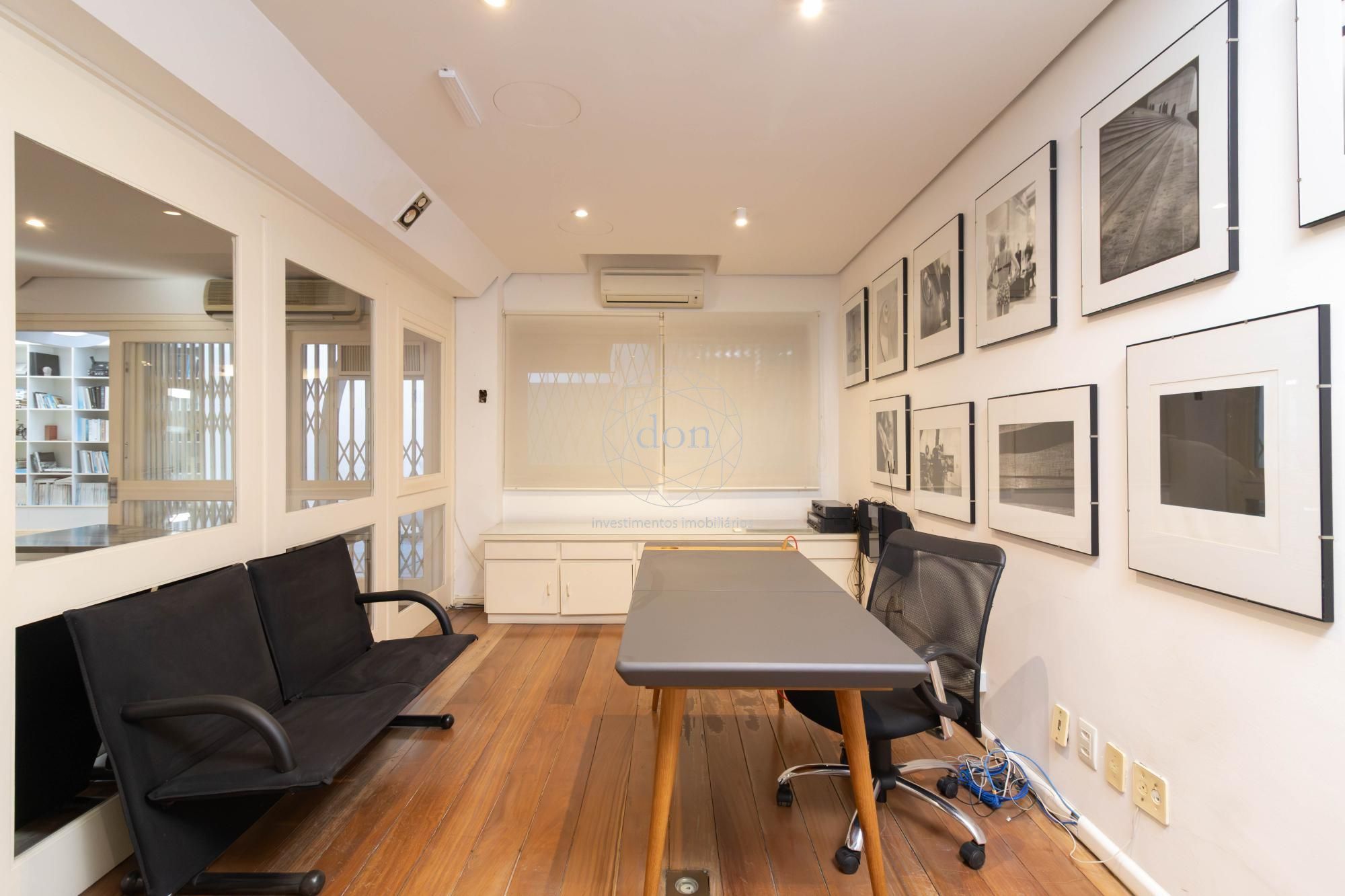 Sala Comercial à venda, 202m², Menino Deus - Porto Alegre