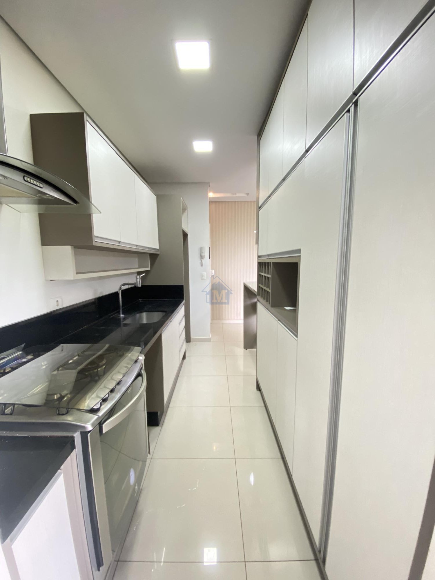 Apartamento para alugar com 2 quartos, 74m² - Foto 14