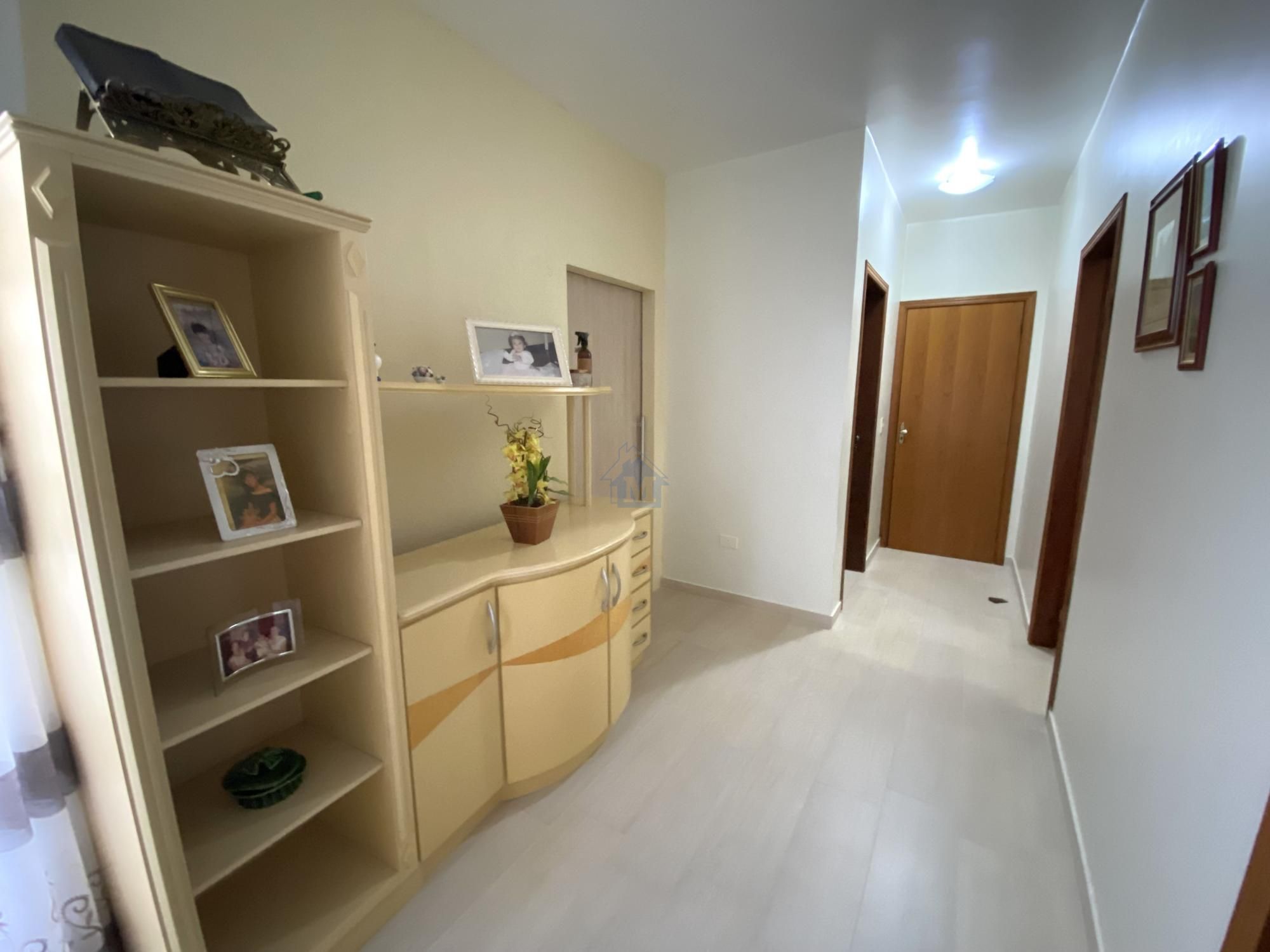 Casa à venda com 6 quartos, 288m² - Foto 18