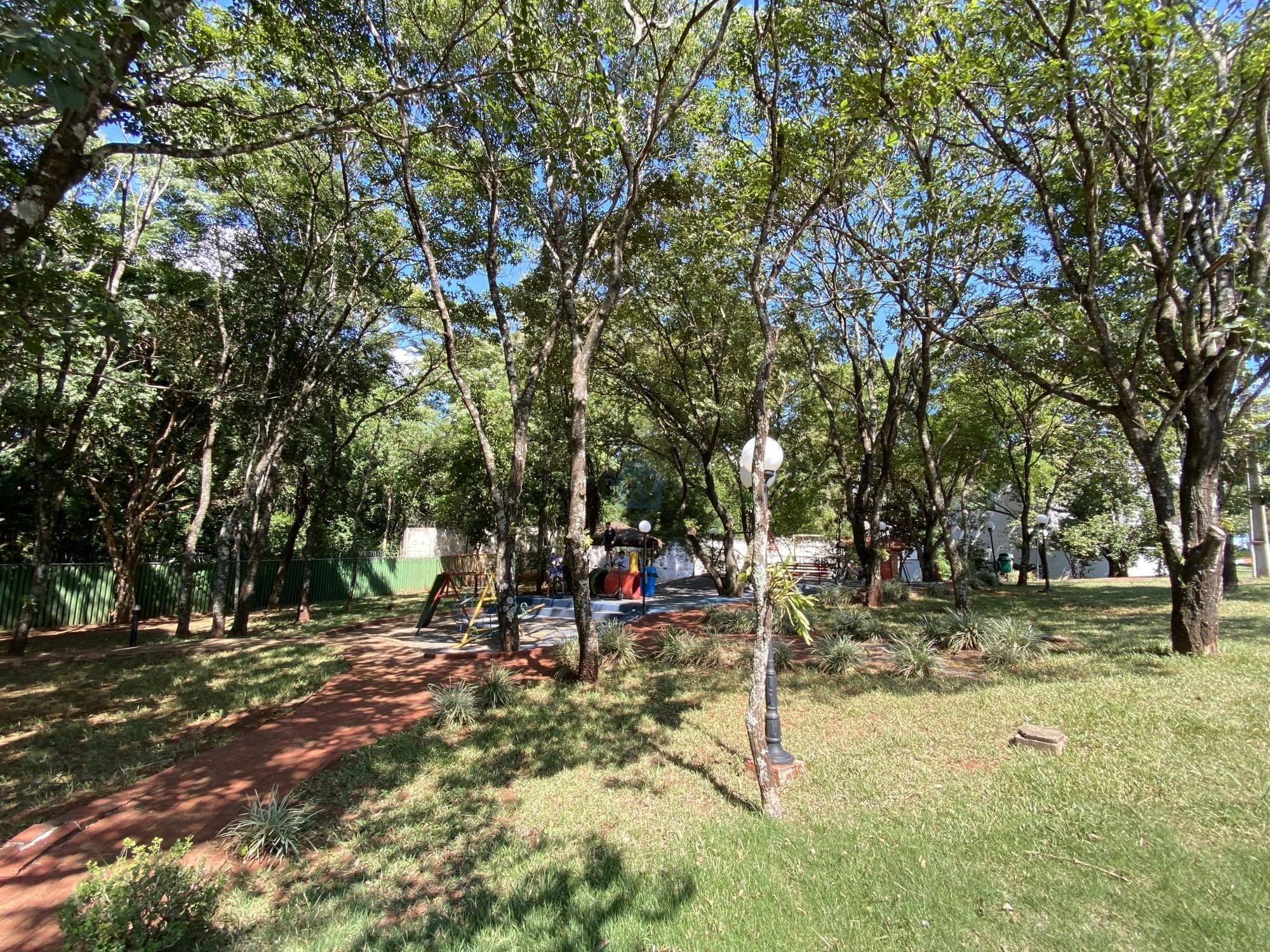 Casa de Condomínio à venda com 4 quartos, 200m² - Foto 43