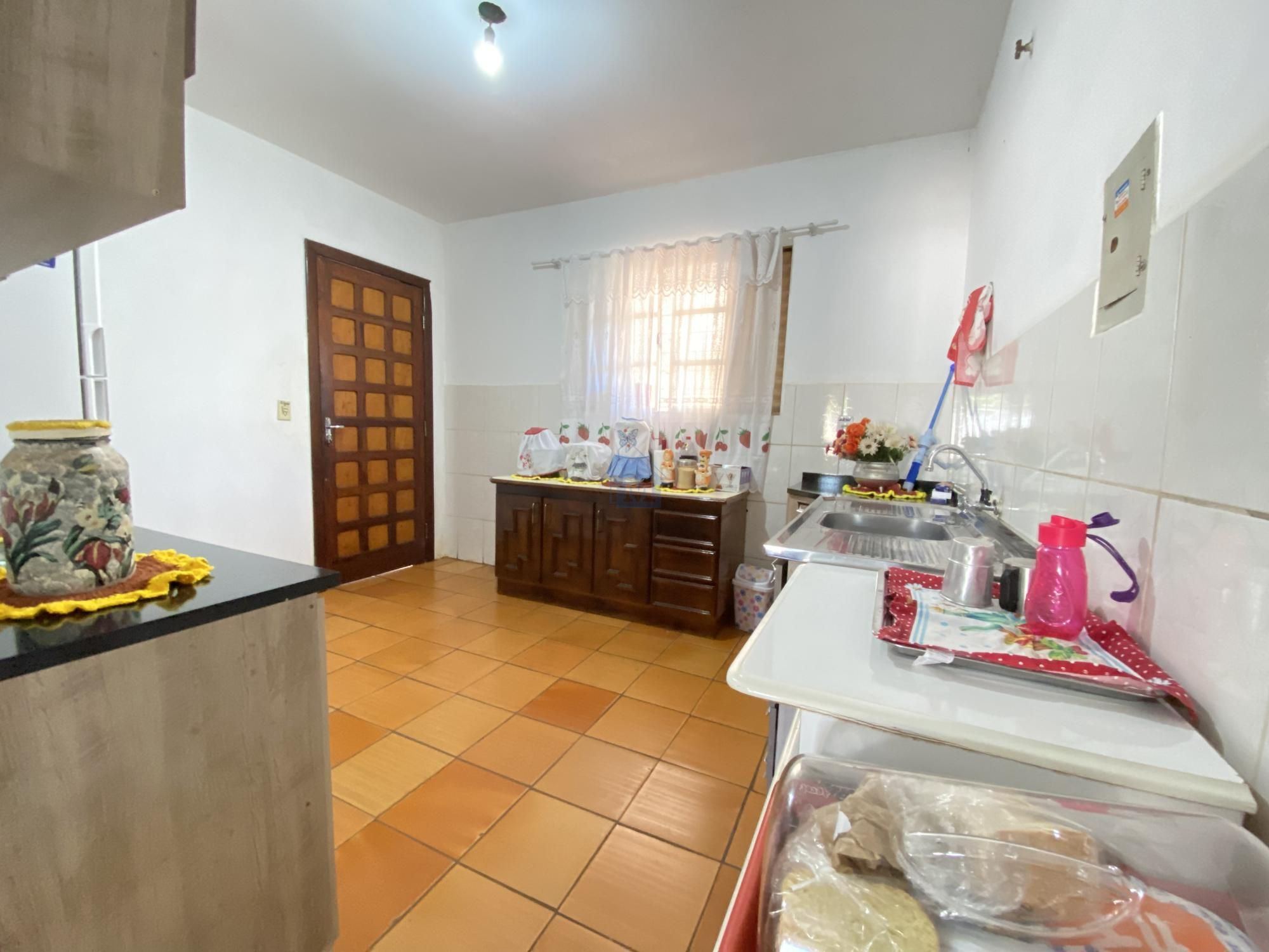 Casa à venda com 6 quartos, 350m² - Foto 18