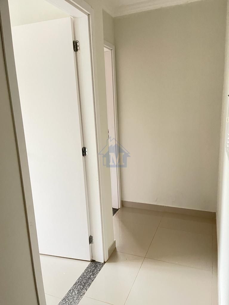 Casa à venda com 3 quartos, 93m² - Foto 11