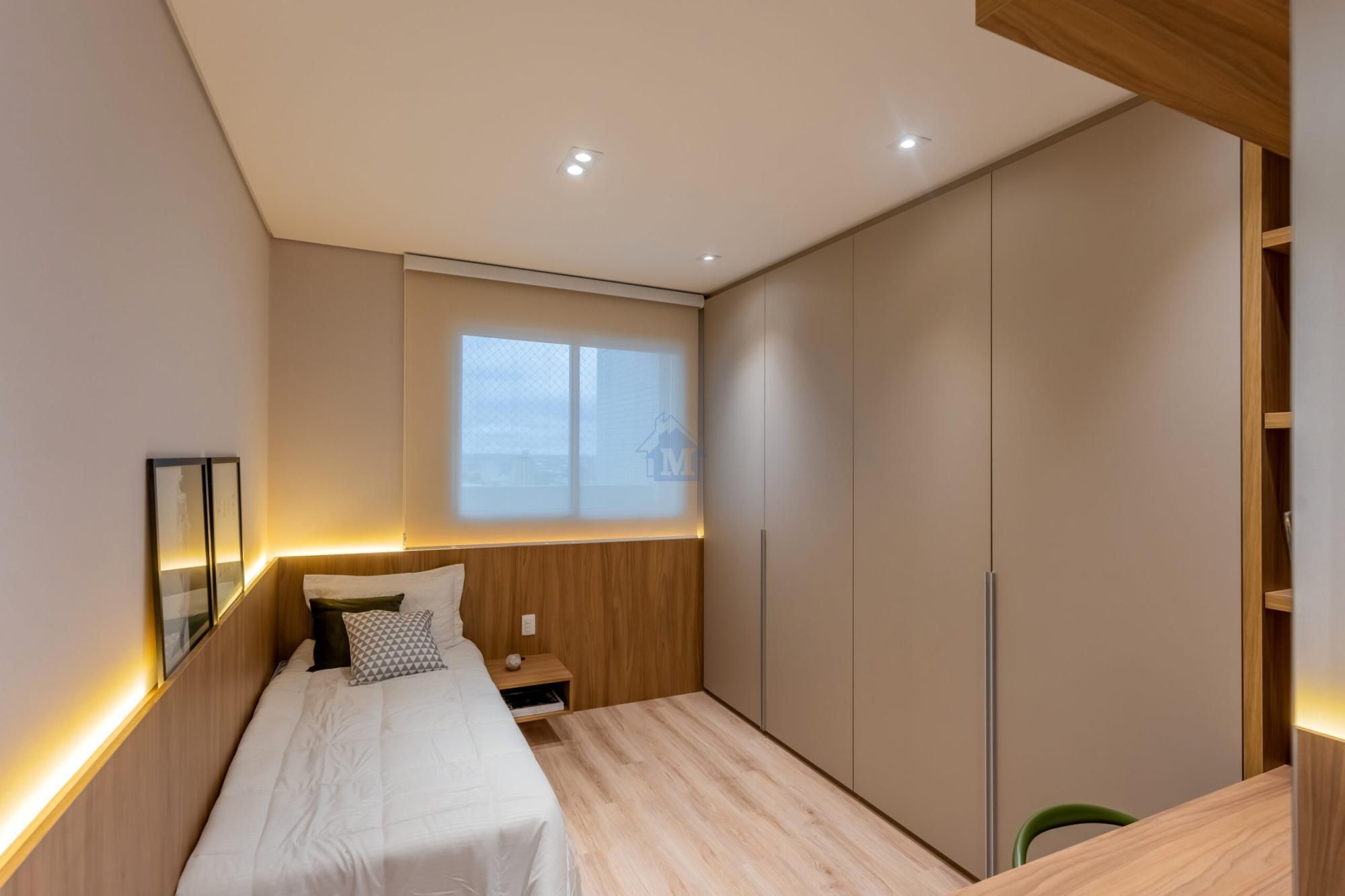 Apartamento à venda com 3 quartos, 137m² - Foto 13