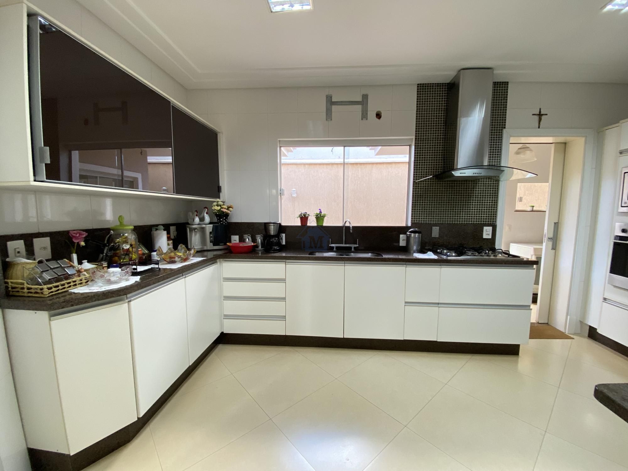 Casa de Condomínio à venda com 5 quartos, 600m² - Foto 21