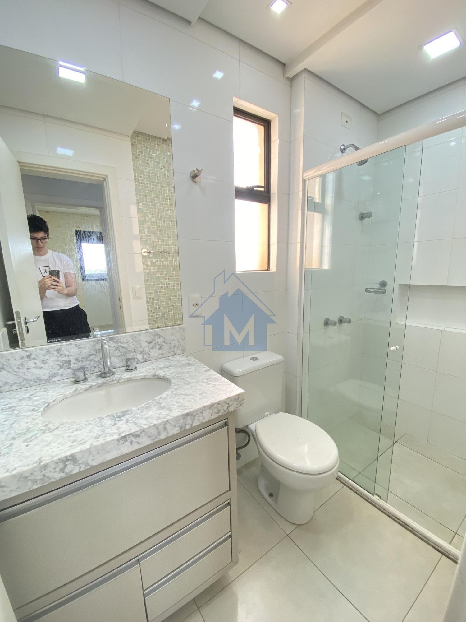 Apartamento à venda com 2 quartos, 74m² - Foto 23
