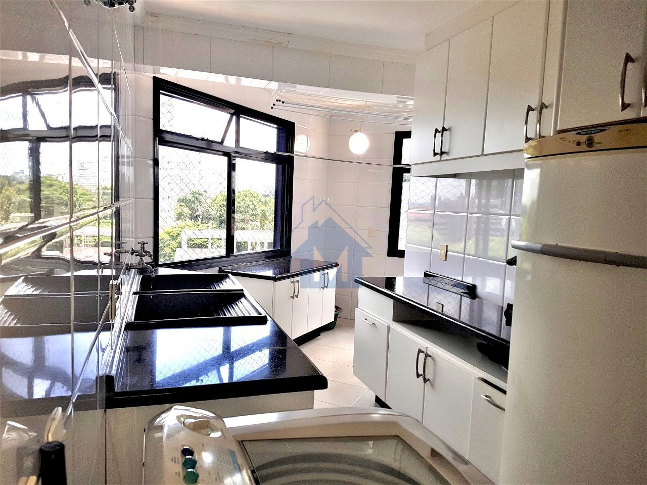 Apartamento à venda com 5 quartos, 394m² - Foto 7