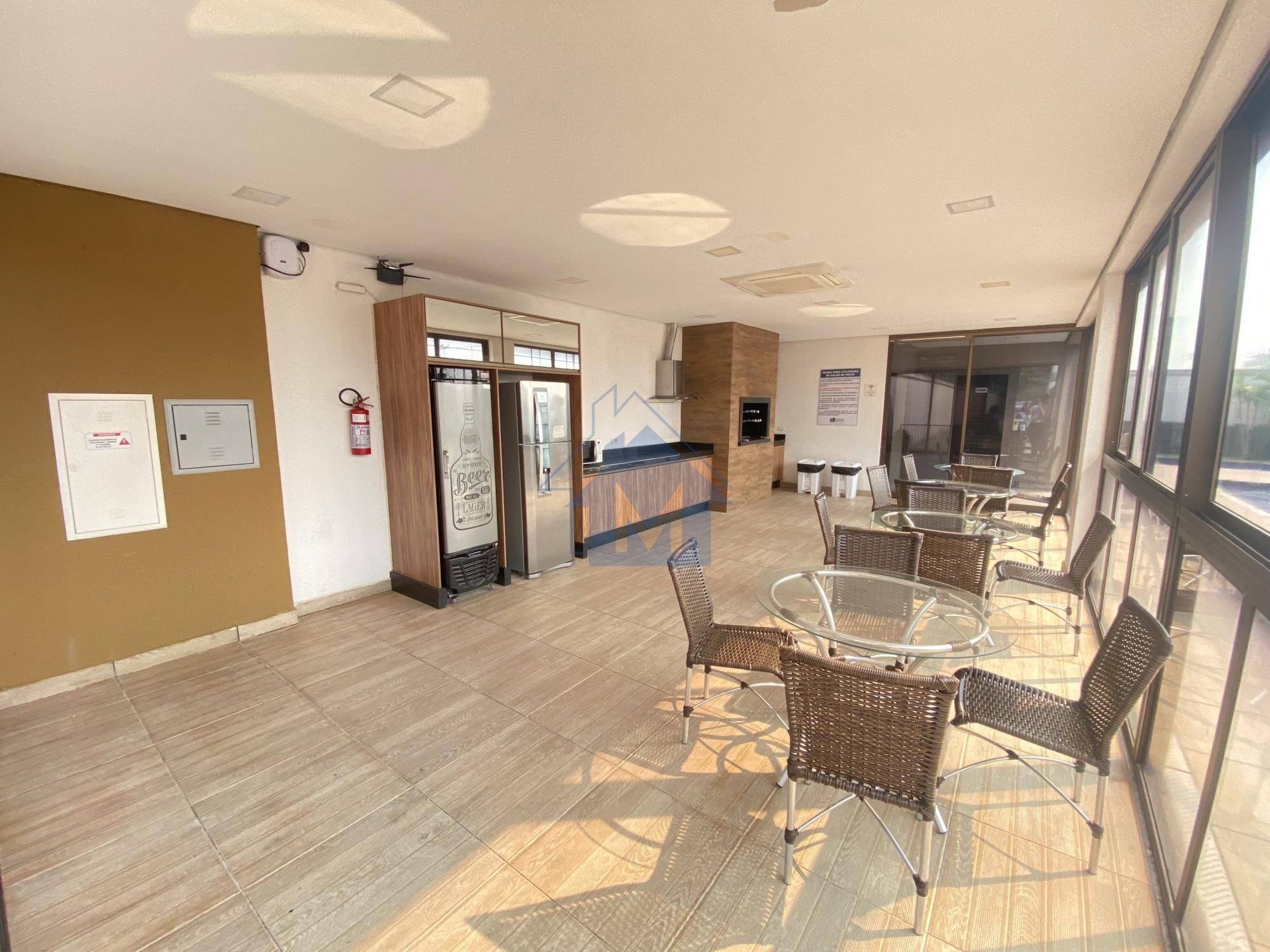 Apartamento à venda com 2 quartos, 74m² - Foto 29