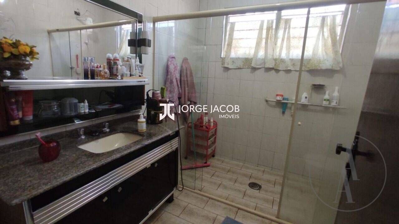 Casa, 5 quartos, 300 m² - Foto 18