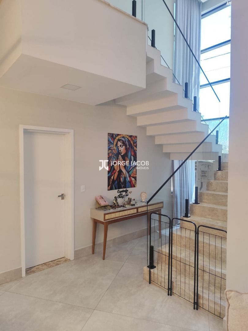 Casa, 3 quartos, 233 m² - Foto 17