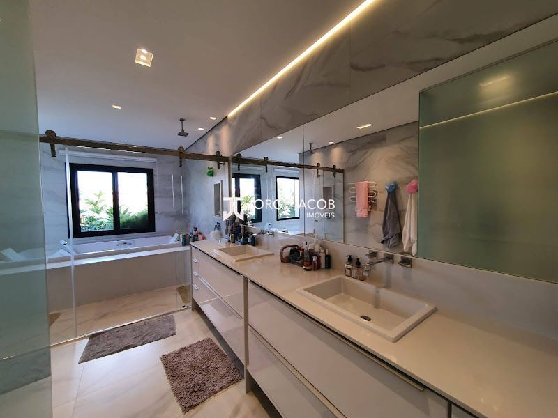 Sobrado, 4 quartos, 607 m² - Foto 75