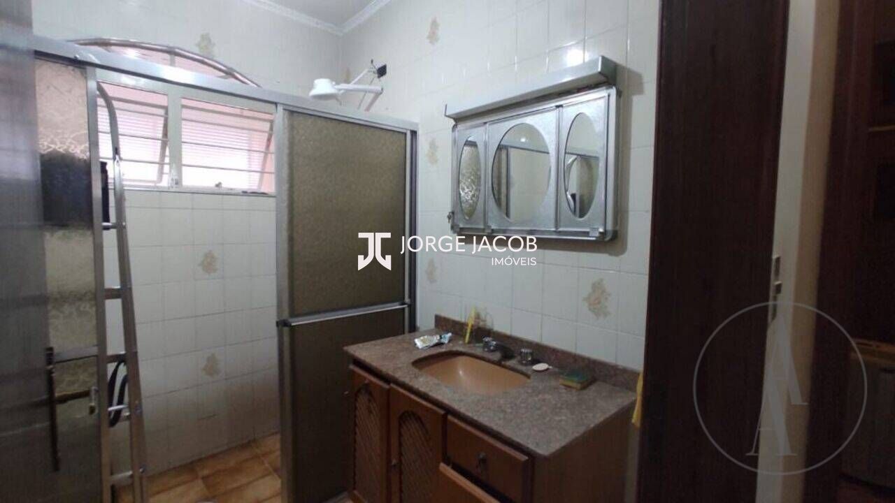 Casa, 5 quartos, 300 m² - Foto 13