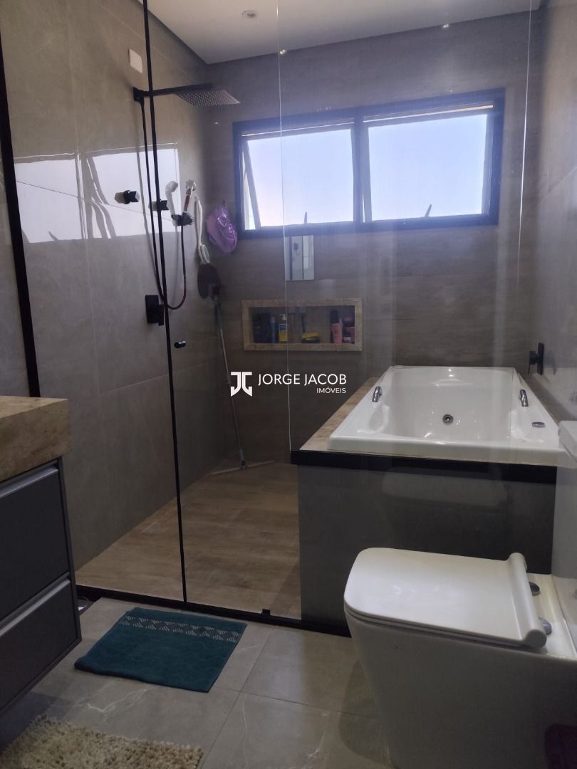 Casa, 3 quartos, 233 m² - Foto 26