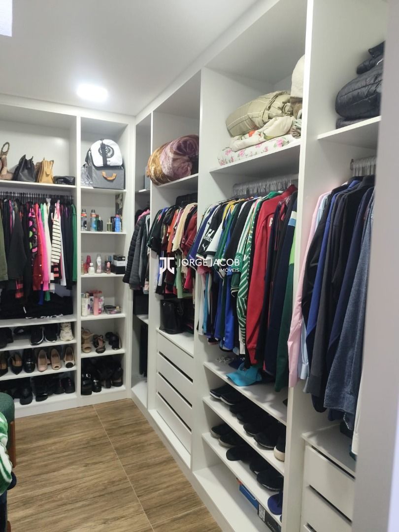 Casa, 3 quartos, 233 m² - Foto 30