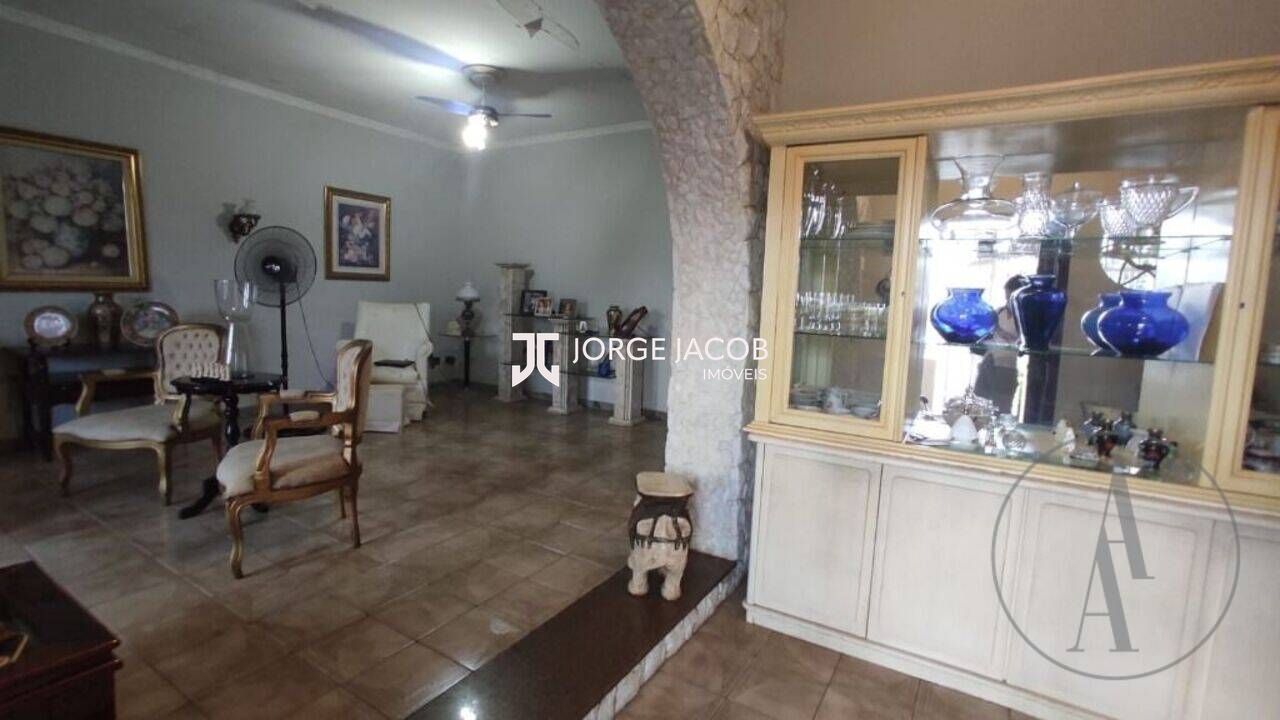 Casa, 5 quartos, 300 m² - Foto 22
