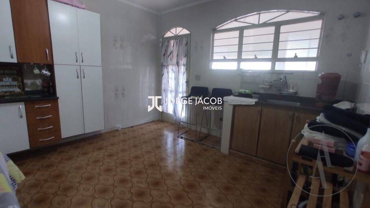 Casa, 5 quartos, 300 m² - Foto 9