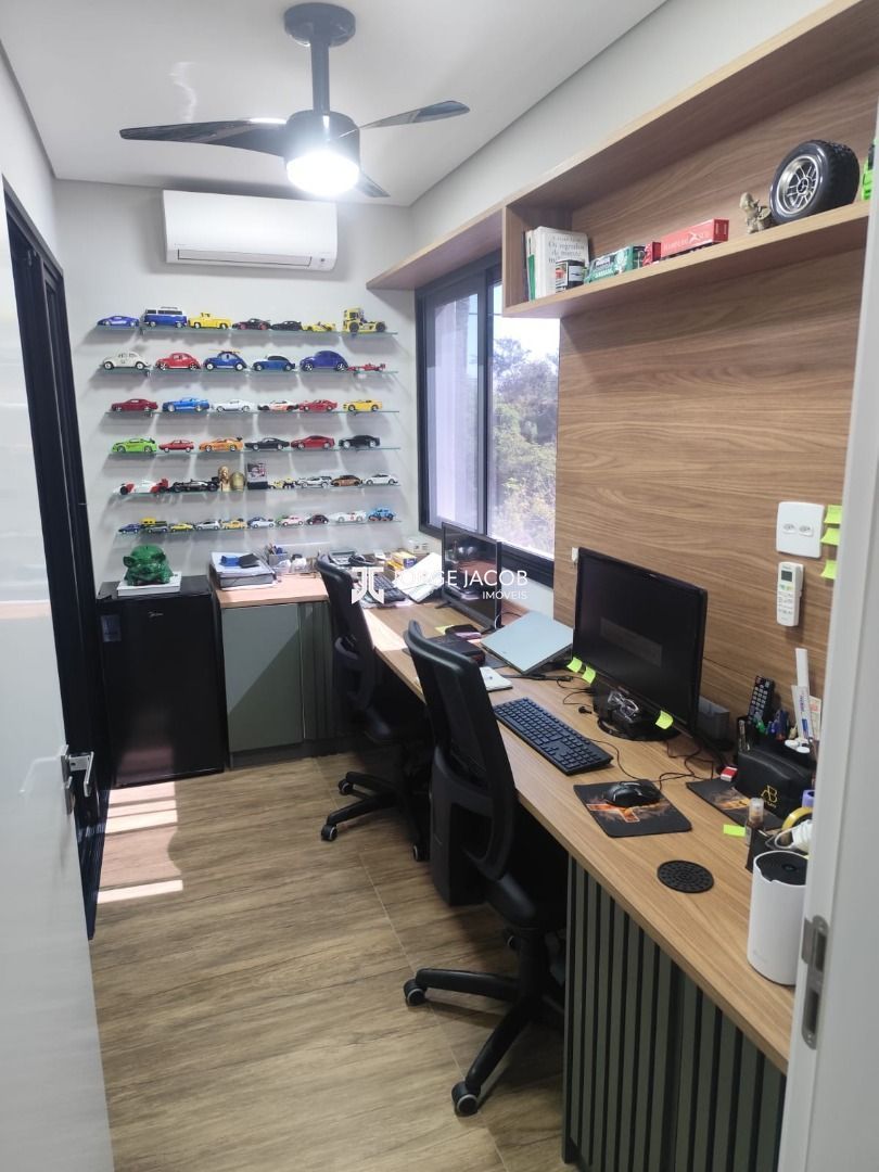 Casa, 3 quartos, 233 m² - Foto 34