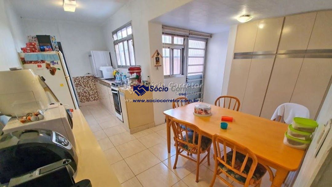 Sobrado, 4 quartos, 240 m² - Foto 1