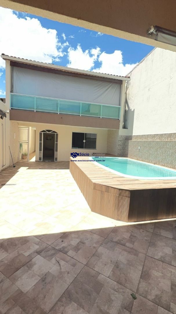Sobrado, 3 quartos, 250 m² - Foto 1