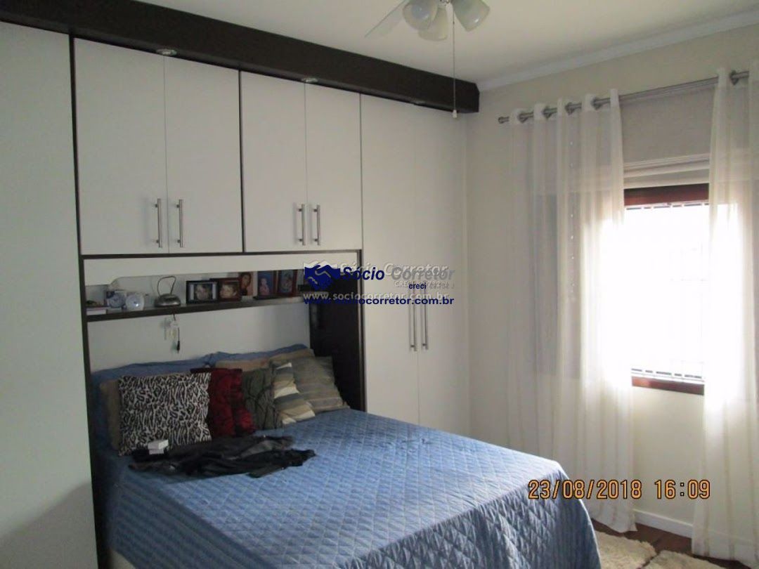 Casa, 3 quartos, 240 m² - Foto 11