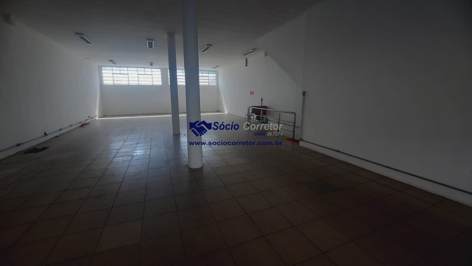 Loja-Salão, 280 m² - Foto 1