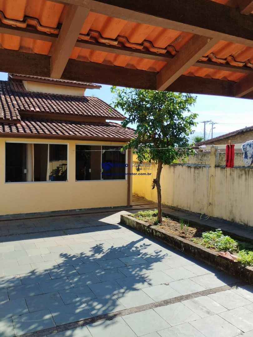 Casa, 3 quartos, 183 m² - Foto 2