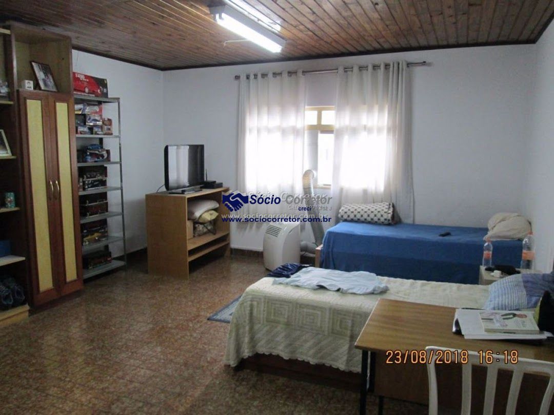 Casa, 3 quartos, 240 m² - Foto 6