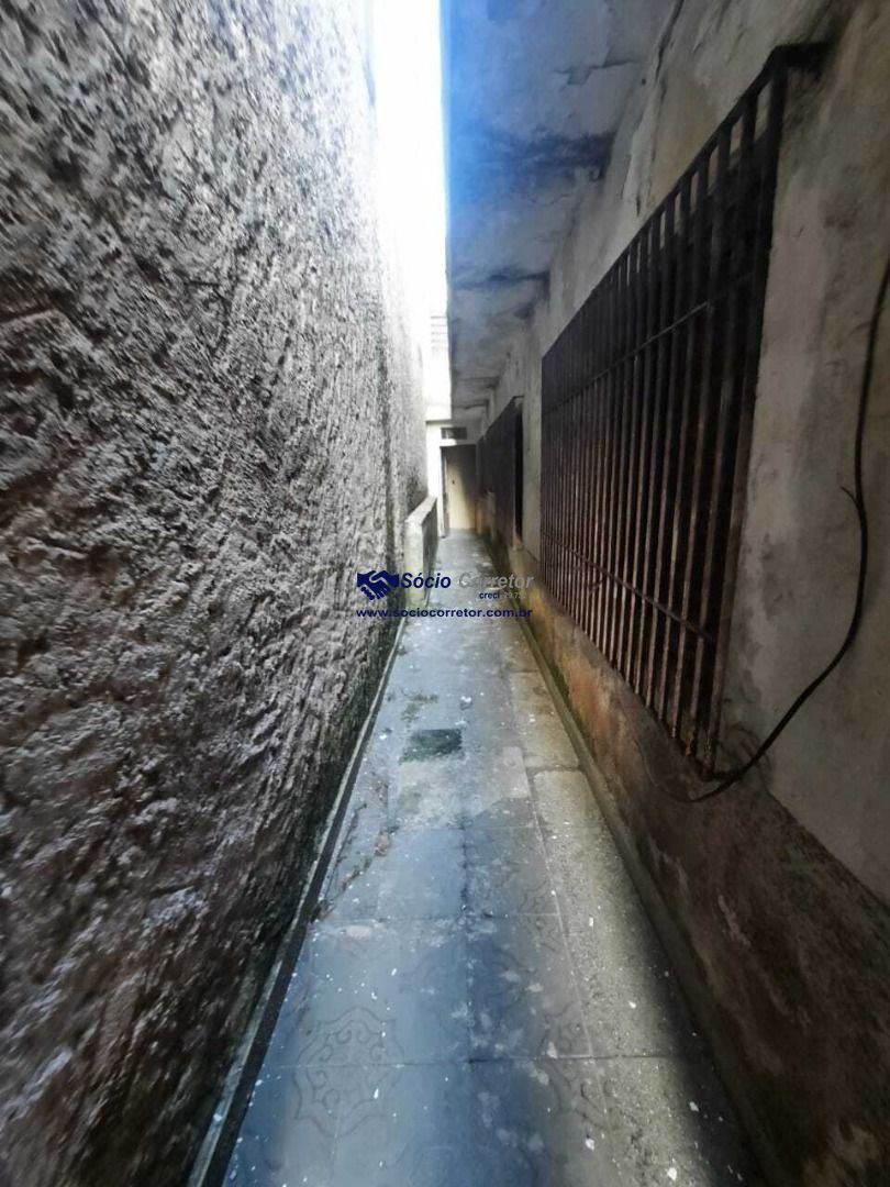 Sobrado, 6 quartos, 240 m² - Foto 8