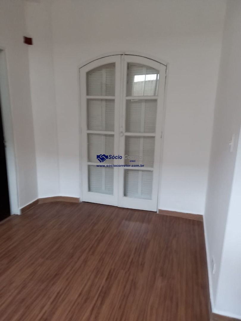 Casa, 3 quartos, 181 m² - Foto 2