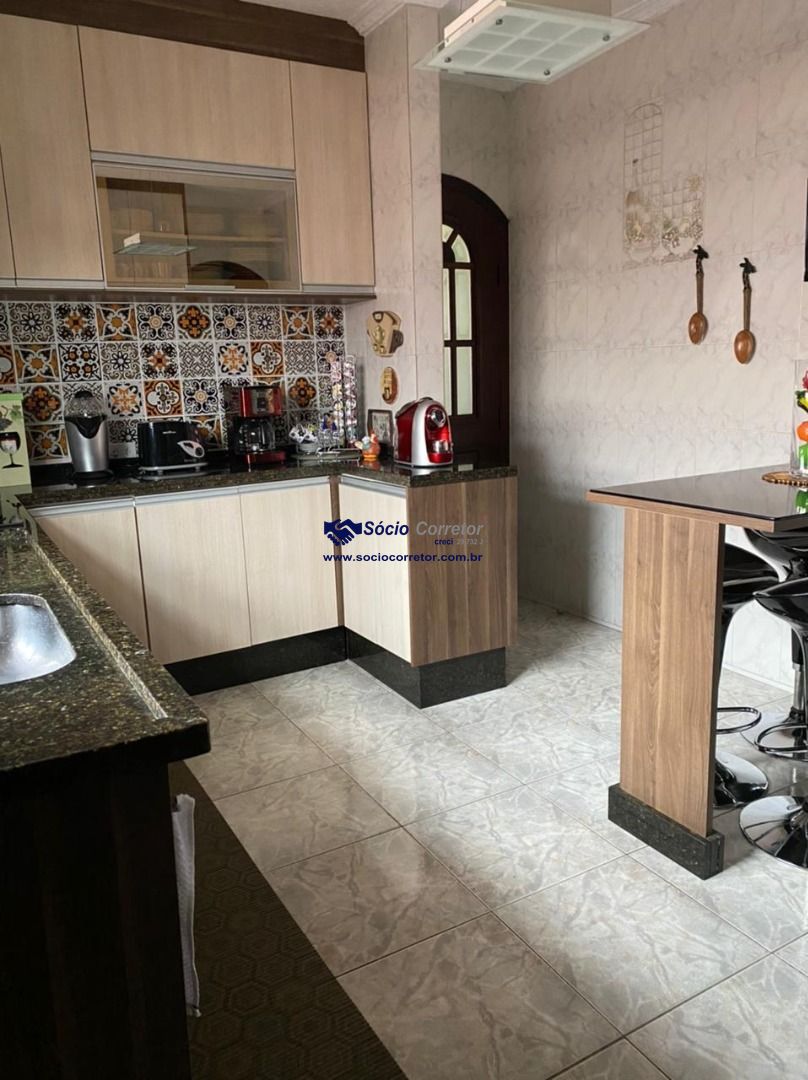 Sobrado, 3 quartos, 204 m² - Foto 9
