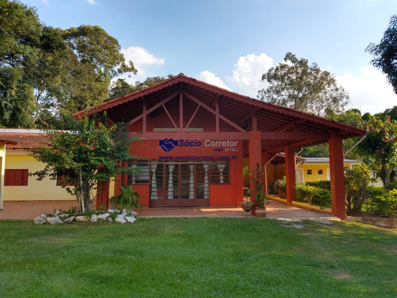 Chácara, 4 quartos, 3000 m² - Foto 1