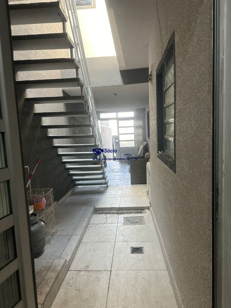 Sobrado, 4 quartos, 220 m² - Foto 6