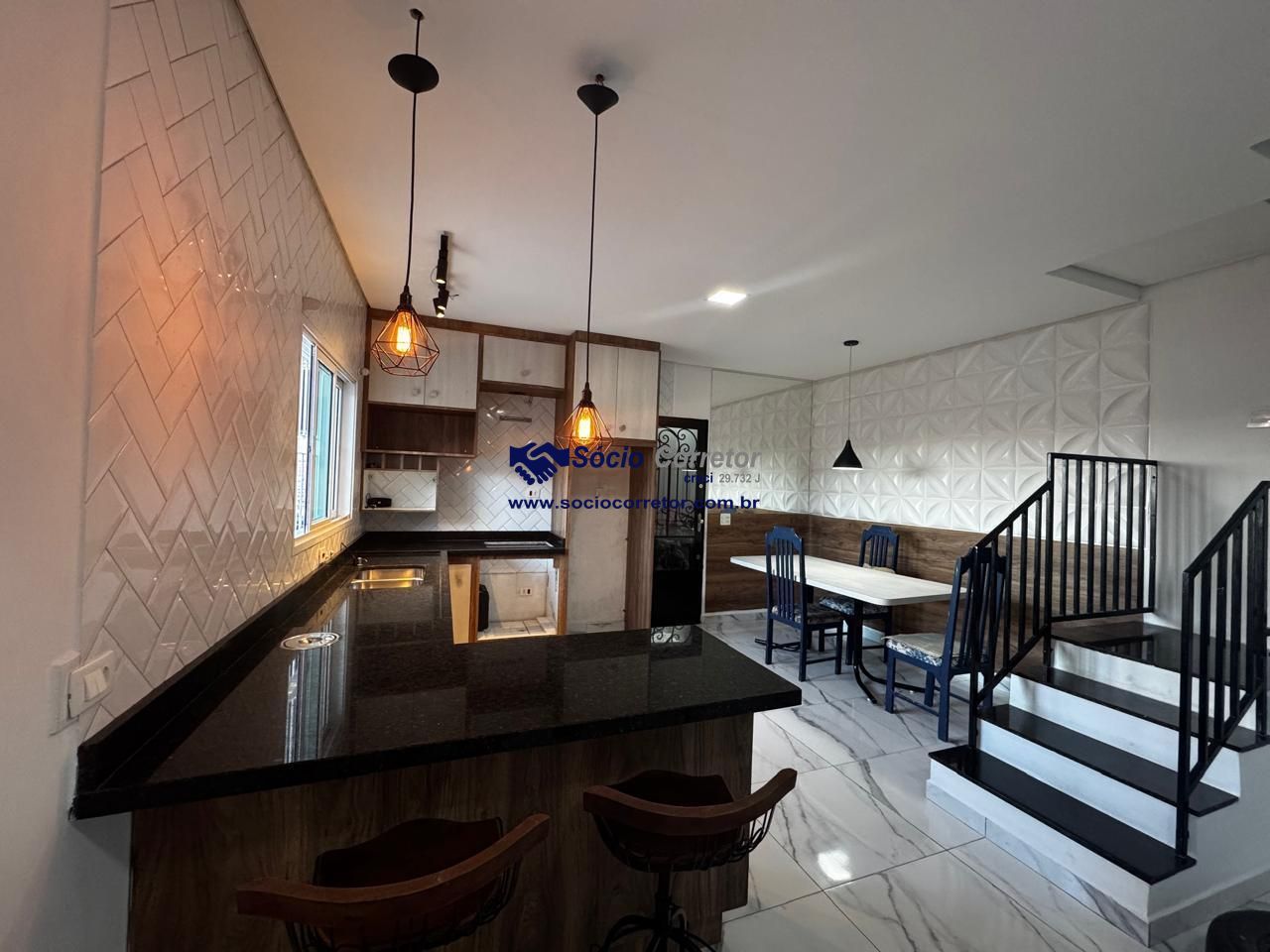 Sobrado, 3 quartos, 250 m² - Foto 1