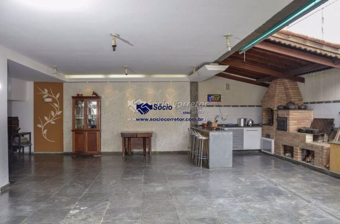 Casa, 3 quartos, 195 m² - Foto 1