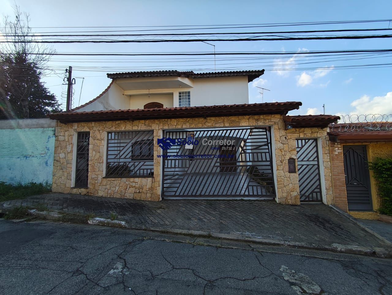 Sobrado, 3 quartos, 339 m² - Foto 1