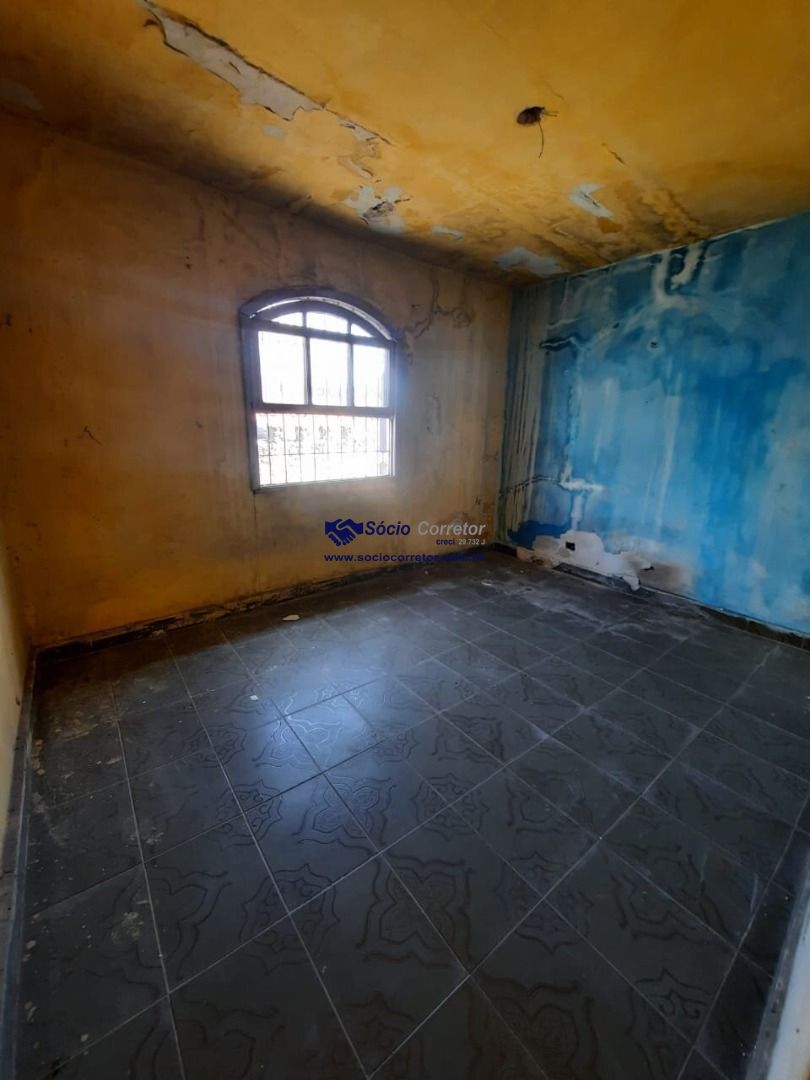Sobrado, 6 quartos, 240 m² - Foto 3